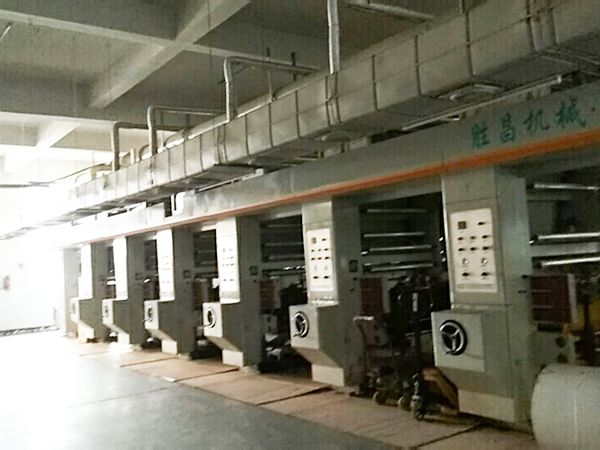 勝昌燙金機(jī)操作簡(jiǎn)單，生產(chǎn)效率高